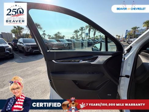 Used 2024 Cadillac XT6 Premium Luxury AWD/4WD image 34