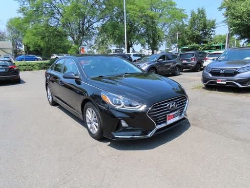 Used 2018 Hyundai Sonata SE FWD image 6