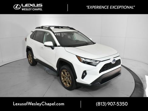 Used 2023 Toyota RAV4 AWD Hybrid image 2