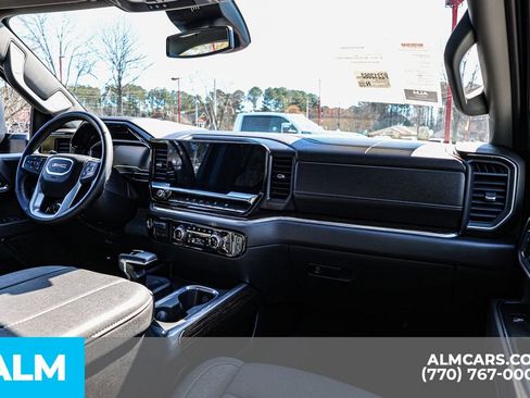 Used 2023 GMC Sierra 1500 Elevation image 29