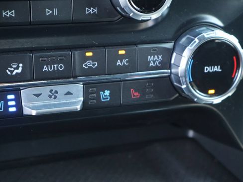 Used 2022 Ford F150 Raptor w/ Equipment Group 801A High AWD/4WD image 41