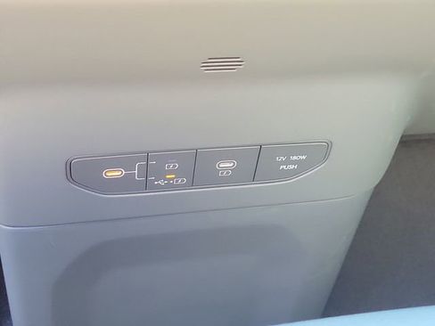 Certified 2026 Kia EV9 Light image 28