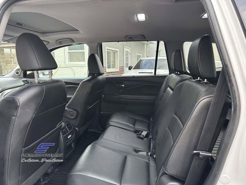 Used 2022 Honda Pilot EX-L image 11