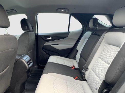 Used 2018 Chevrolet Equinox LS w/ LPO, Protection Package AWD/4WD image 36