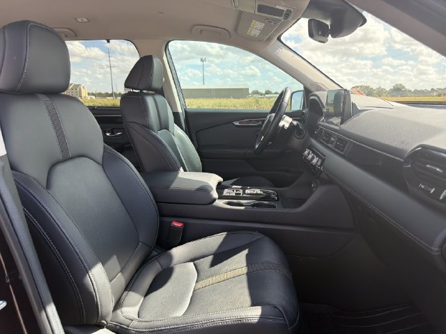 Used 2025 Honda Pilot EX-L image 14