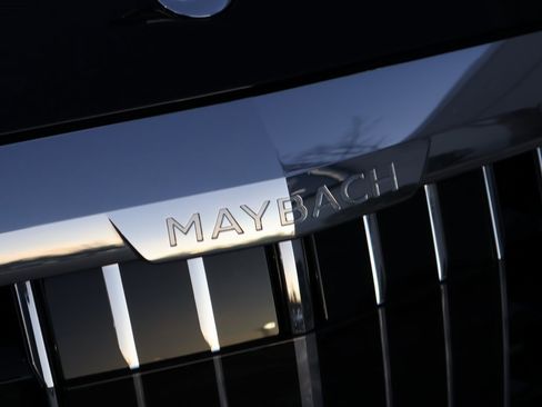 Used 2019 Mercedes-Benz Maybach S 560 4MATIC image 2