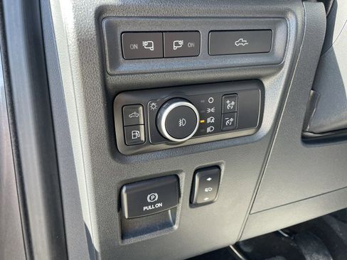 Used 2021 Ford F150 Lariat w/ Equipment Group 502A High image 22