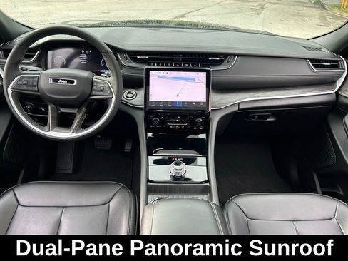 Certified 2024 Jeep Grand Cherokee Limited w/ Black Appearance Package image 13