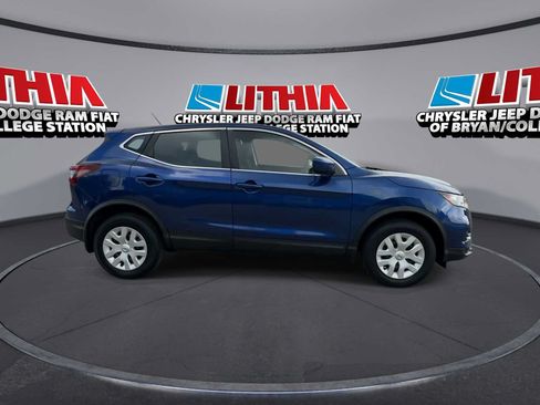 Used 2020 Nissan Rogue Sport S FWD image 9
