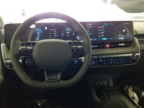 New 2026 Hyundai Ioniq 5 SEL image 4