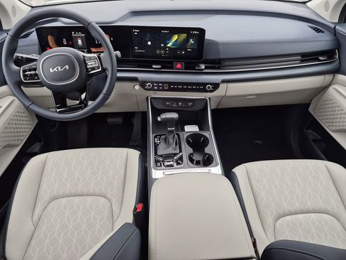 New 2026 Kia Carnival EX image 13