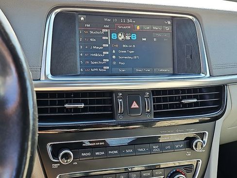 Used 2017 Kia Optima EX w/ Technology Package image 19