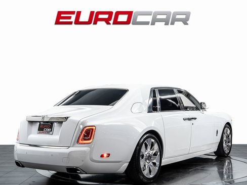 Used 2023 Rolls-Royce Phantom Sedan w/ The Phantom Package RWD image 6