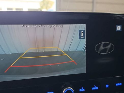 Used 2020 Hyundai Ioniq Limited FWD image 20