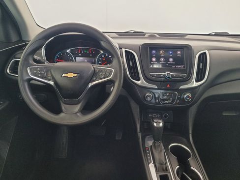 Used 2021 Chevrolet Equinox LT FWD image 22