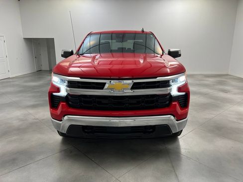 Used 2023 Chevrolet Silverado 1500 LT image 2