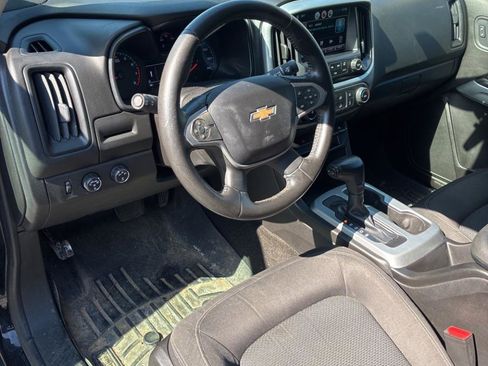 Used 2015 Chevrolet Colorado LT w/ LT Convenience Package image 17
