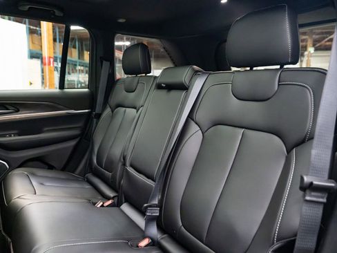 New 2026 Jeep Grand Cherokee Limited image 27