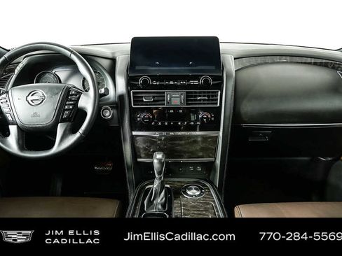 Used 2022 Nissan Armada Platinum w/ Captain's Chairs Package RWD image 20