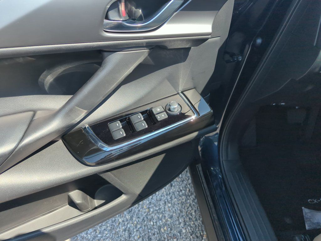 Used 2023 MAZDA CX-9 Touring AWD/4WD image 19