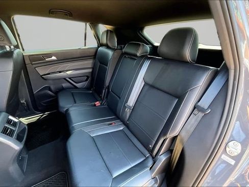 Used 2021 Volkswagen Atlas Cross Sport SE FWD image 28