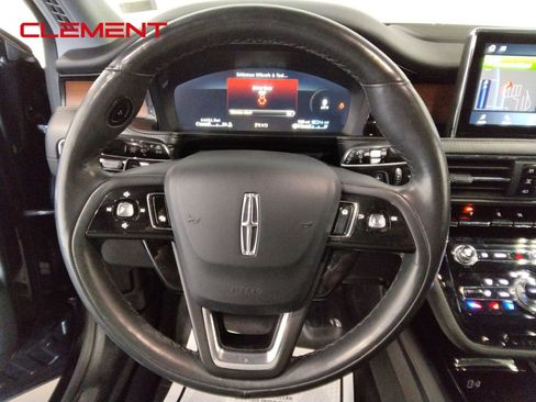 Used 2021 Lincoln Corsair Grand Touring w/ Equipment Group 301A image 12