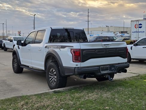 Used 2019 Ford F150 Raptor w/ Equipment Group 802A Luxury image 3
