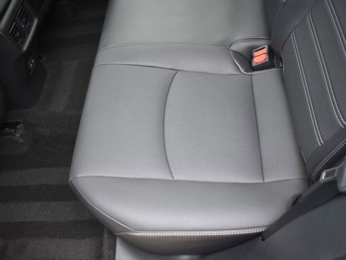 Used 2023 Toyota RAV4 Limited image 33