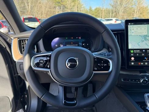 New 2026 Volvo XC60 B5 Plus w/ Climate Package image 17
