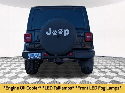 Used 2022 Jeep Wrangler Unlimited Sahara w/ LED Lighting Group AWD/4WD image 15