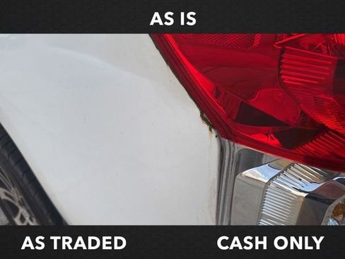 Used 2013 Toyota Tundra 4x4 CrewMax w/ SR5 Pkg image 18