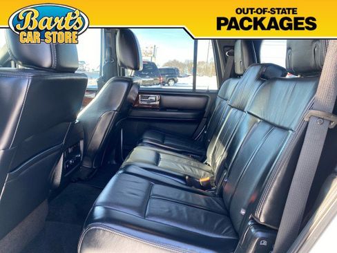 Used 2017 Lincoln Navigator Select image 21