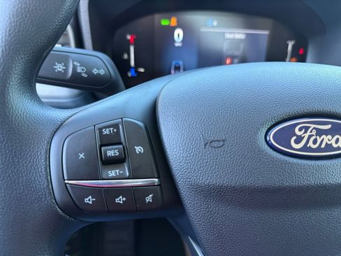 New 2025 Ford Maverick XL image 18