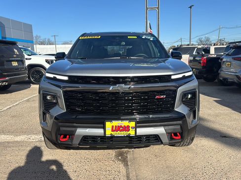 Used 2024 Chevrolet Traverse Z71 w/ LPO, Floor Liner Package image 3