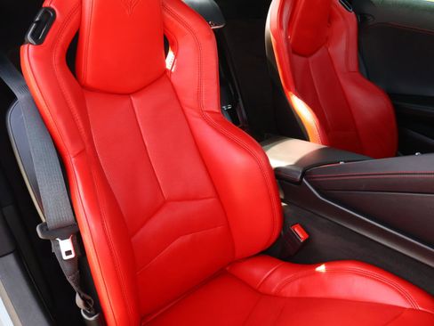 Used 2024 Chevrolet Corvette 2LT image 18