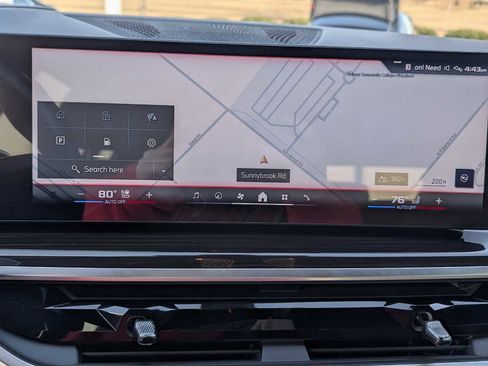 Used 2024 BMW X7 M60i w/ Executive Package image 17