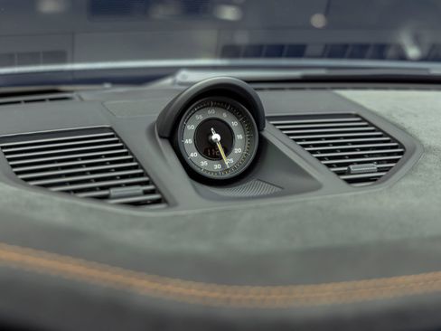 Used 2025 Porsche 911 GT3 RS image 43