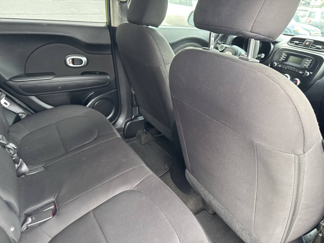 Used 2015 Kia Soul FWD image 23