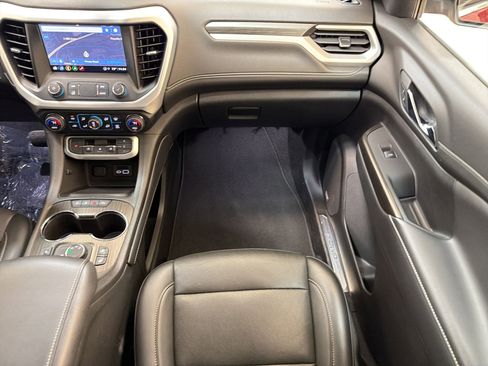 Used 2023 GMC Acadia SLT AWD/4WD image 27