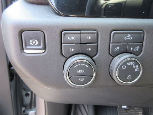 Certified 2024 Chevrolet Silverado 1500 LT AWD/4WD image 25