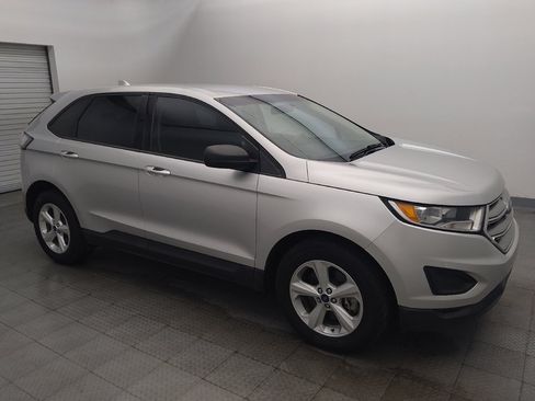 Used 2017 Ford Edge SE AWD/4WD image 11