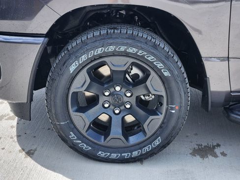 New 2026 RAM 1500 Express AWD/4WD image 11
