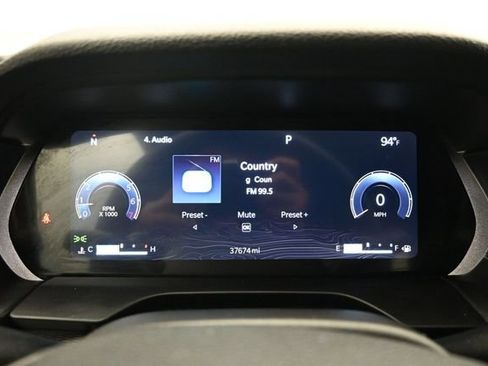 Used 2024 Jeep Grand Cherokee Altitude AWD/4WD image 5