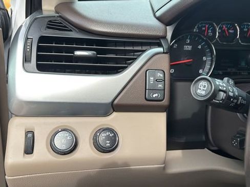 Used 2018 Chevrolet Tahoe Premier image 22