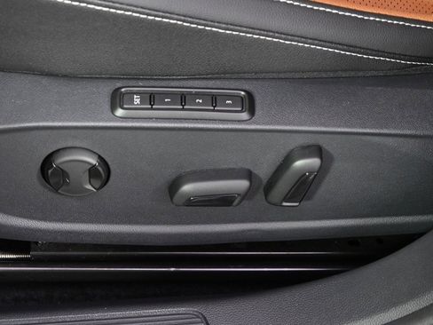 Used 2024 Volkswagen Jetta SEL image 14