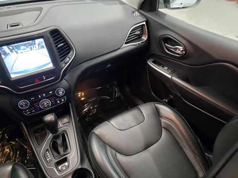 Used 2022 Jeep Cherokee Latitude Lux FWD image 40