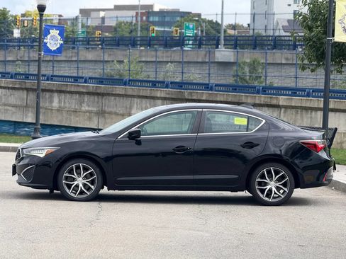 Used 2019 Acura ILX FWD image 4