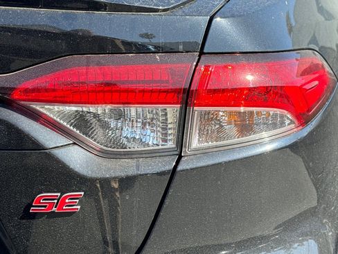 Certified 2024 Toyota Corolla SE w/ SE Premium Package FWD image 7