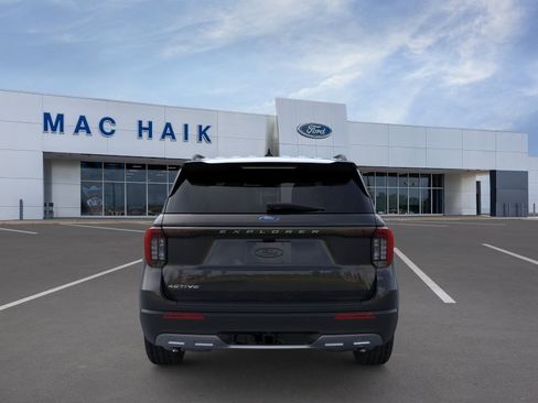 New 2026 Ford Explorer Active w/ Active Comfort Package RWD image 5