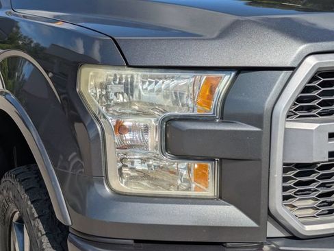 Used 2015 Ford F150 XLT w/ Equipment Group 301A Mid AWD/4WD image 10